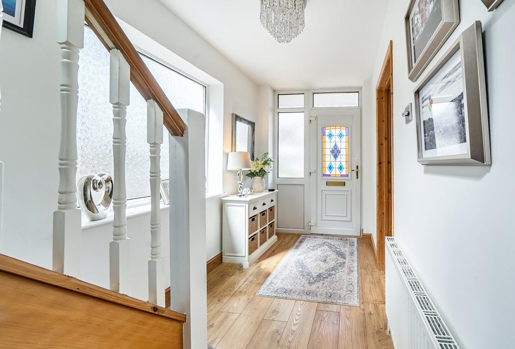 House in Bristol, Bury Hill, Winterbourne - More
