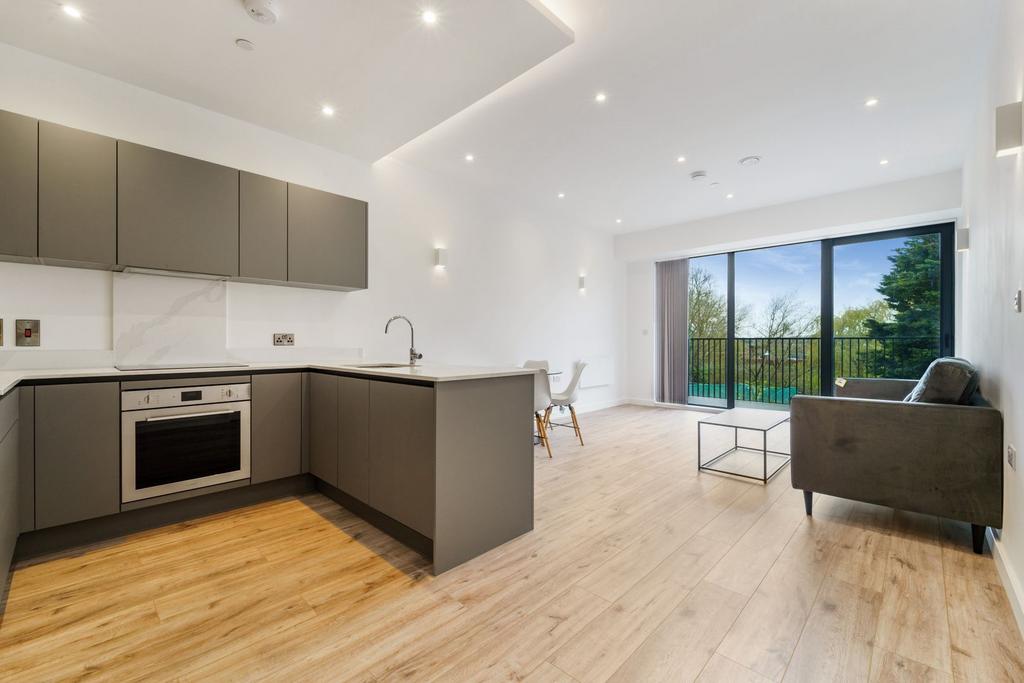 House in Uxbridge - View 2