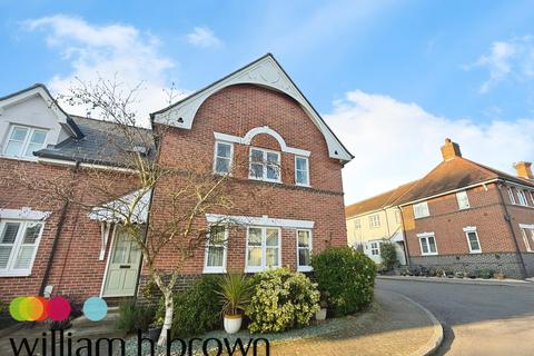 1 bedroom ground floor maisonette to rent, Kings Acre, Coggeshall, Essex