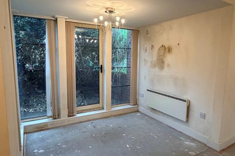 2 bedroom apartment for sale, Lawrence Square, York