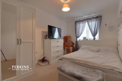 2 bedroom flat for sale, Greenford, UB6