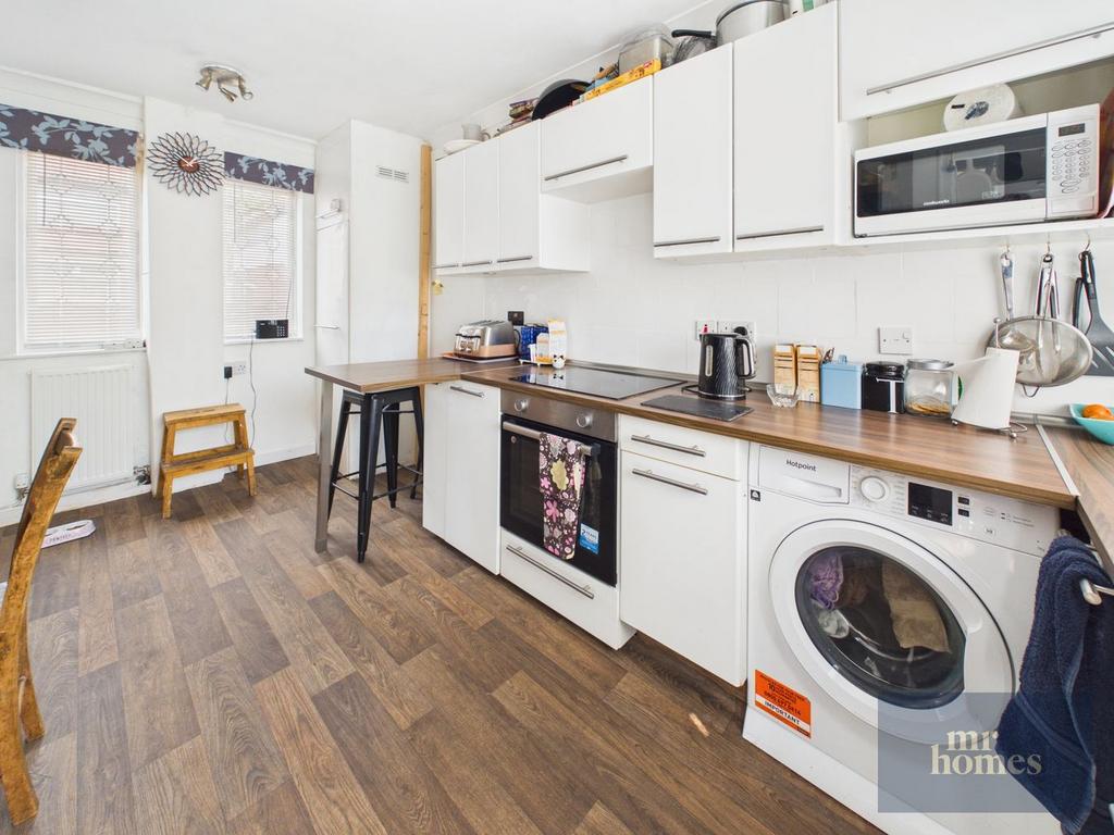 House in Cardiff - View 3