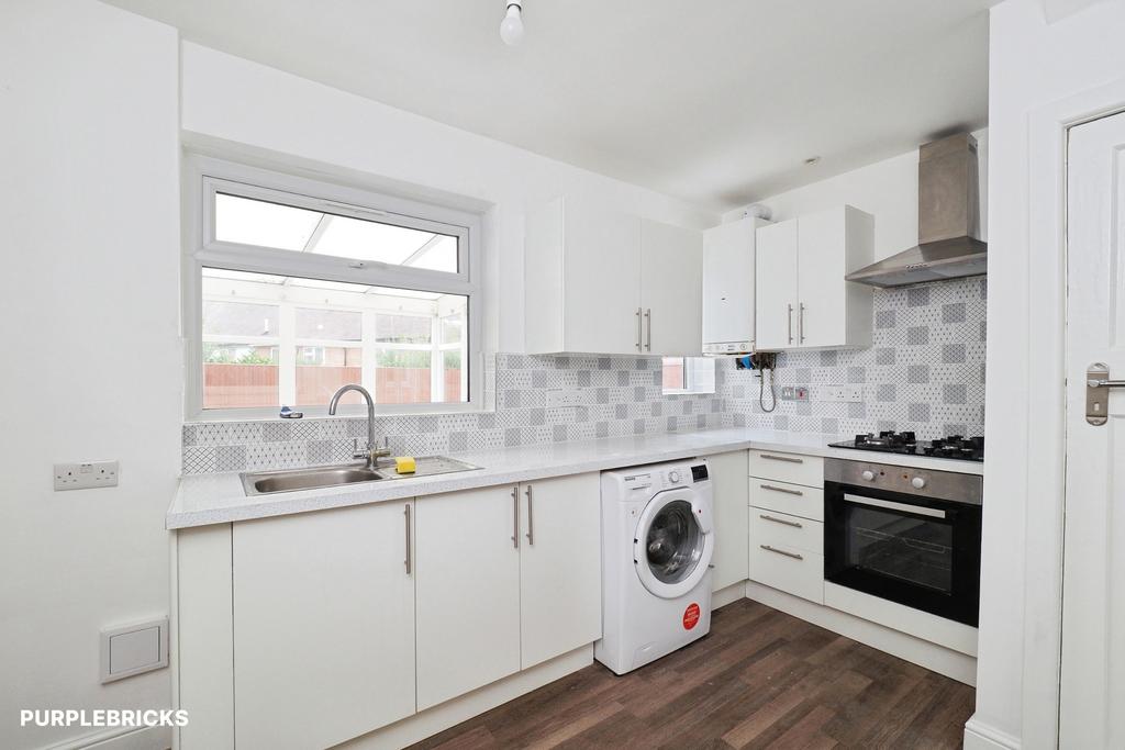 House in Nottingham, Broxtowe - View 2