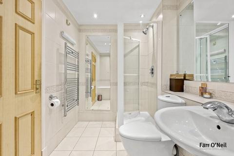 1 bedroom apartment for sale, Epping New Road, Buckhurst Hill, IG9
