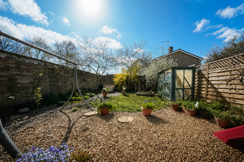 2 bedroom semi-detached house to rent, Wollaston Road, Westwood, PE3