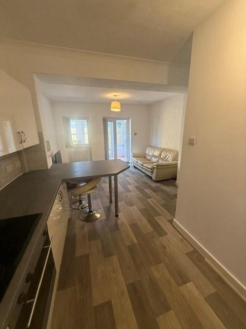 Apartment in Bournemouth - View 2