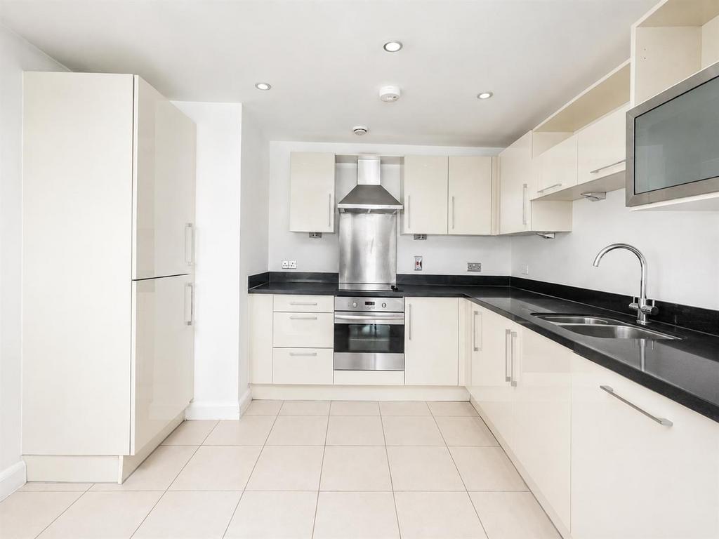 Apartment in Cardiff, Morgan Quarter, Castle - View 5