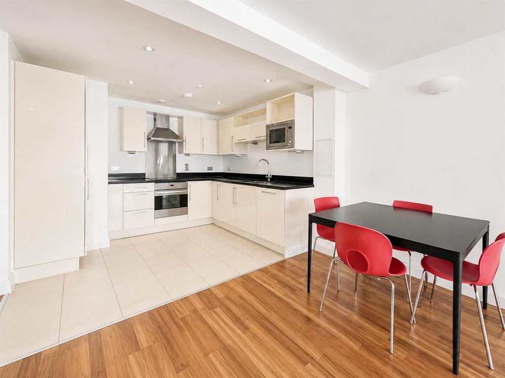 Apartment in Cardiff, Morgan Quarter, Castle - More