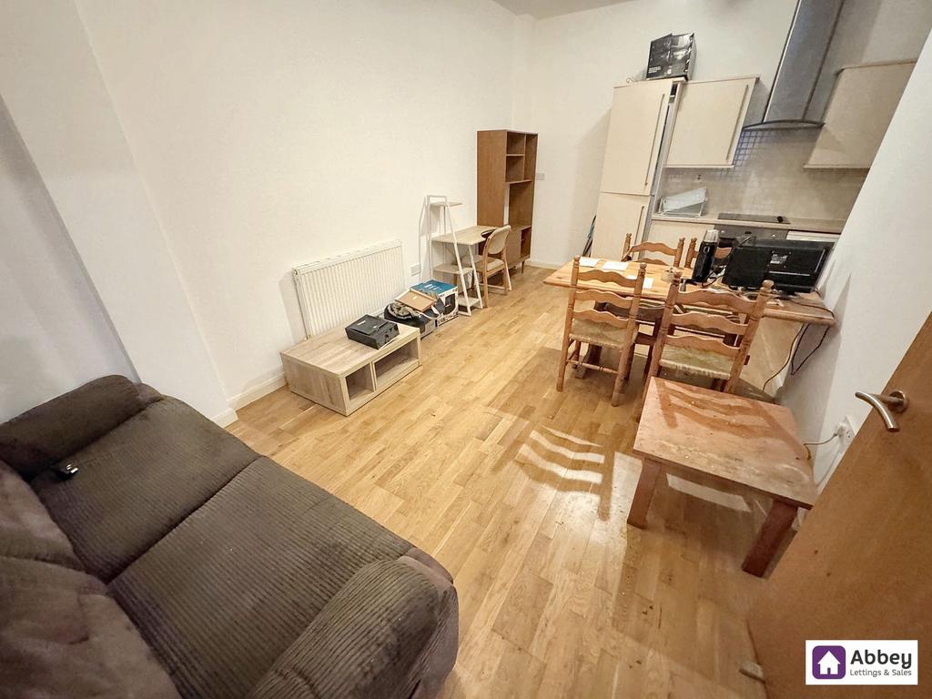 Apartment in Leicester, St Matthew's - View 2
