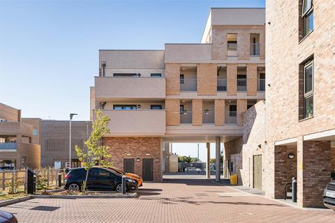 2 bedroom apartment for sale, Patagonia Way, Cambridge CB3