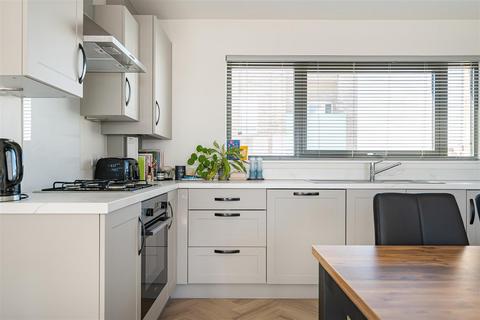 2 bedroom apartment for sale, Patagonia Way, Cambridge CB3