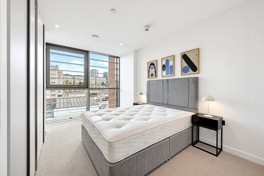 Apartment in London - View 3