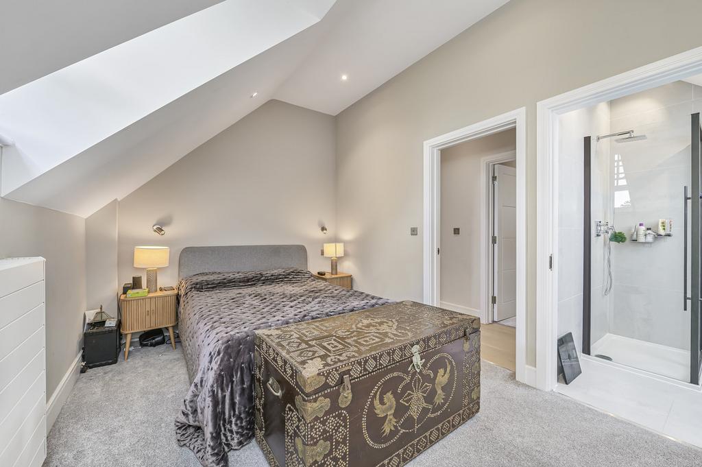 En suite bedroom, en suite