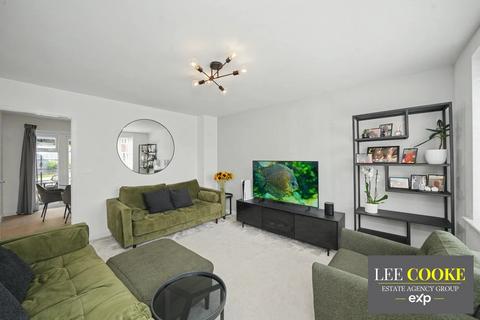 2 bedroom terraced house for sale, Marshall Way, Codsall WV8