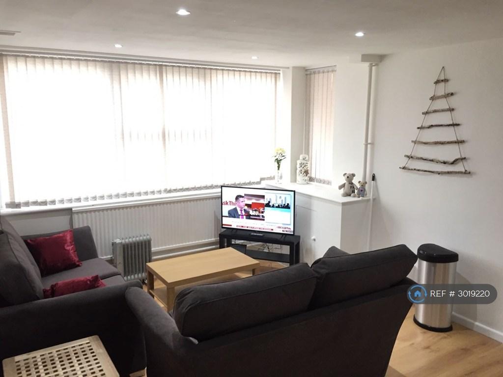 Apartment in Leicester - View 3