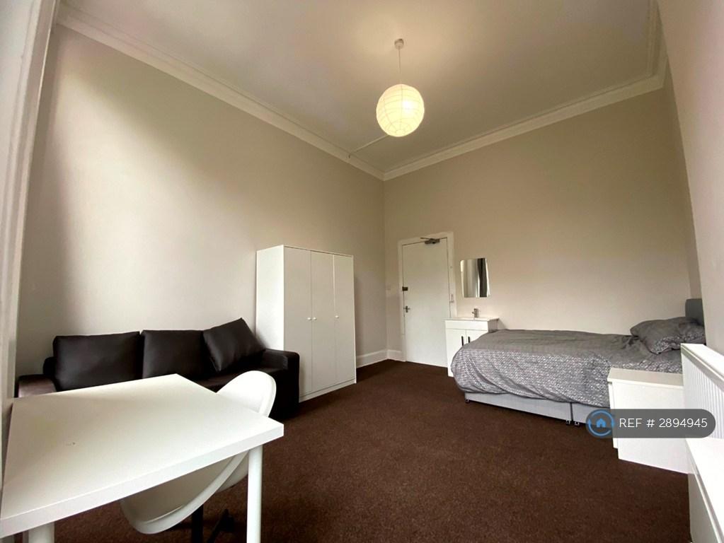 Apartment in Glasgow - More