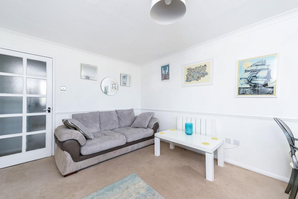 Apartment in Charlton - View 4
