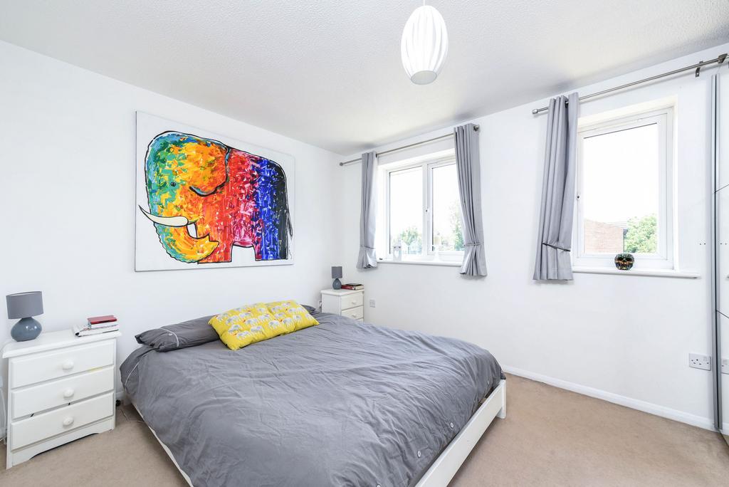 Apartment in Charlton - More