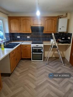 3 bedroom semi-detached house to rent, Brancepeth Place, Woodston, PE2