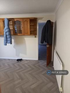 3 bedroom semi-detached house to rent, Brancepeth Place, Woodston, PE2