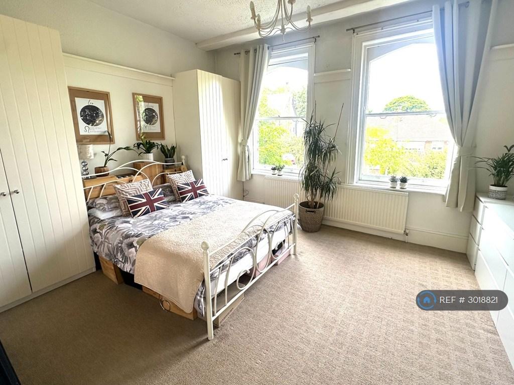 Apartment in Bromley - View 2