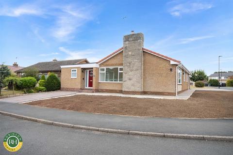 3 bedroom bungalow for sale, Lancaster Crescent, Tickhill, Doncaster