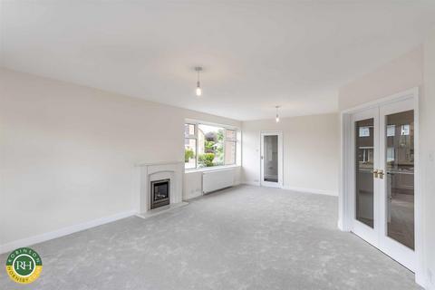 3 bedroom bungalow for sale, Lancaster Crescent, Tickhill, Doncaster