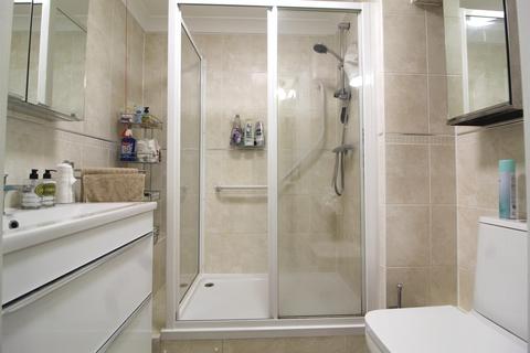 1 bedroom retirement property for sale, Leicester Road, Barnet EN5