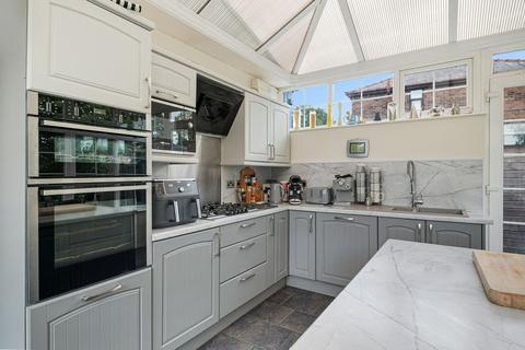 5 bedroom detached house for sale, Highfield Road, Widnes WA8