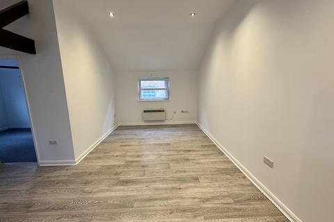 2 bedroom apartment to rent, Braintree Road, Witham CM8