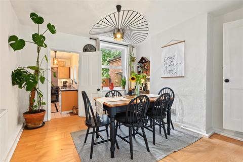 3 bedroom terraced house for sale, High Church Street, Nottingham