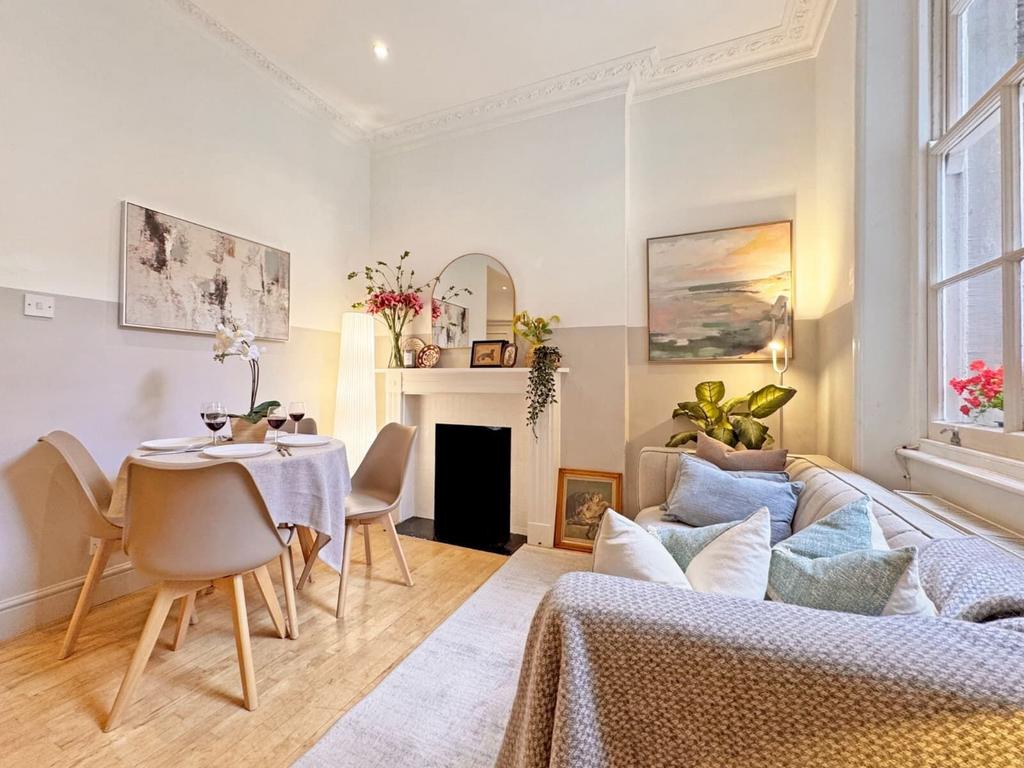 Apartment in London - View 2