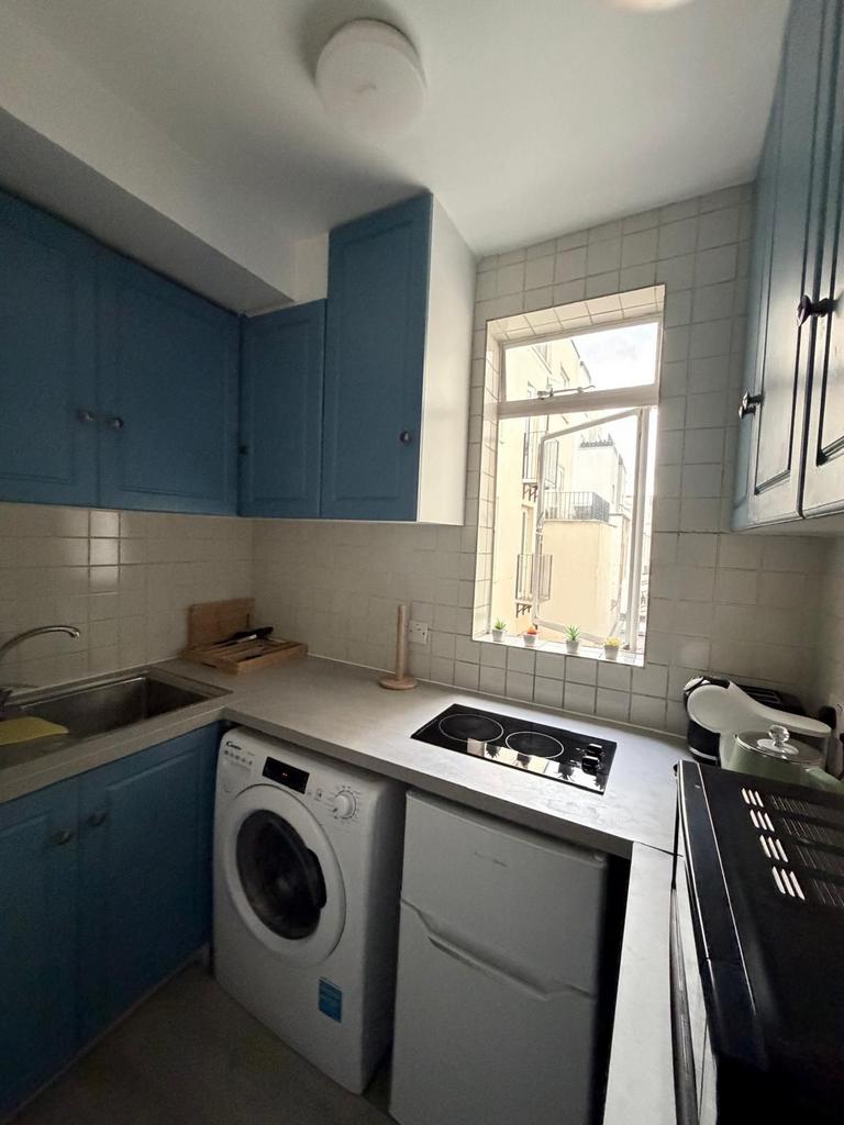 Apartment in London, Brompton - View 4
