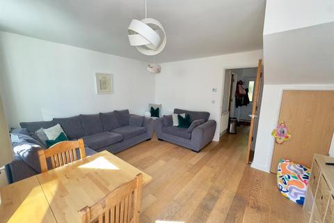2 bedroom terraced house for sale, Silver Birch Way, Hampshire GU14