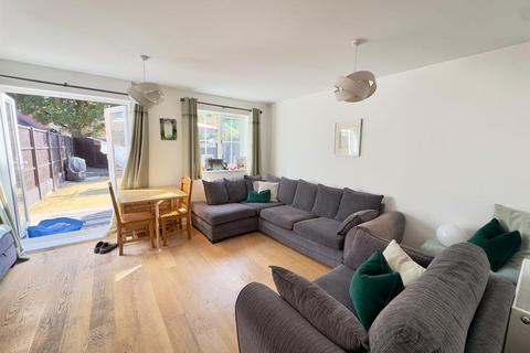 2 bedroom terraced house for sale, Silver Birch Way, Hampshire GU14