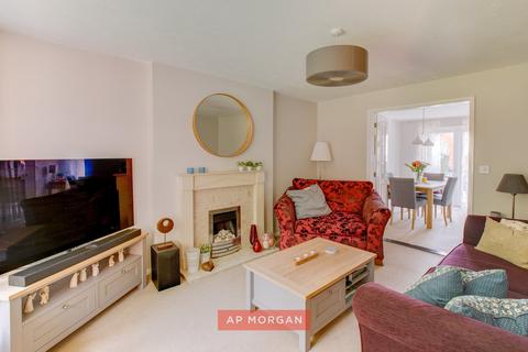 4 bedroom detached house for sale, Old Stratford Road, The Oakalls, Bromsgrove, Worcestershire, B60