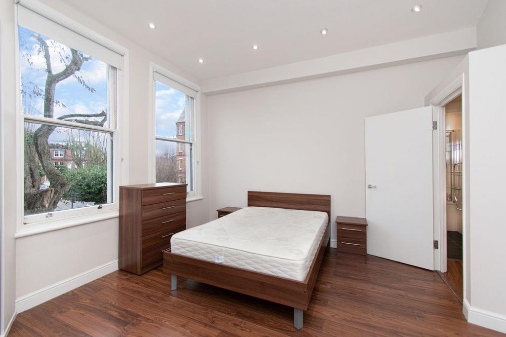 Apartment in London - View 5