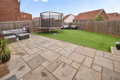 3 bedroom detached house for sale, Basil Way, Hill Barton Vale, Exeter, EX1