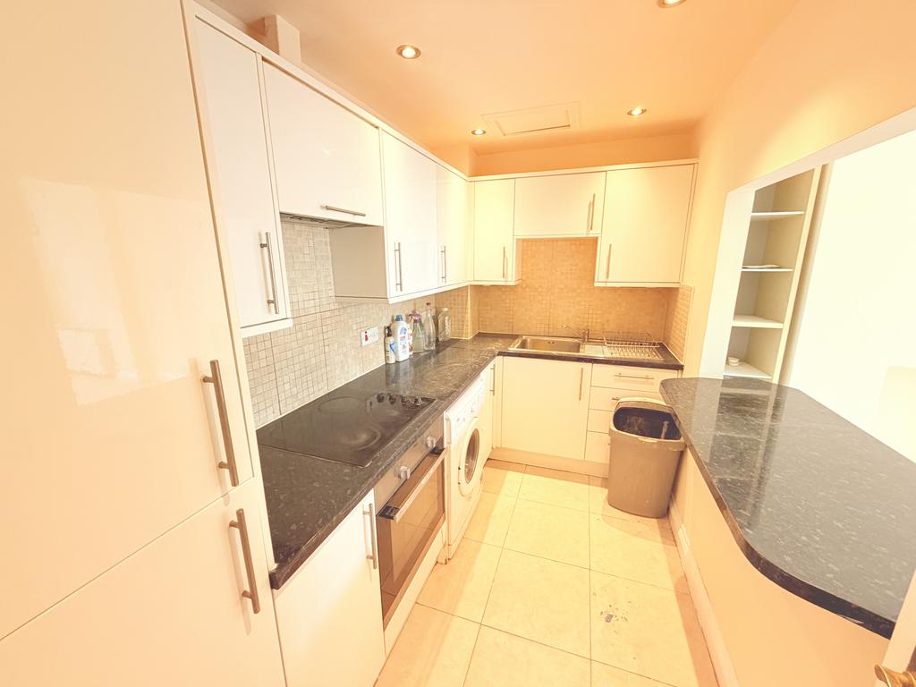 Apartment in London - View 4