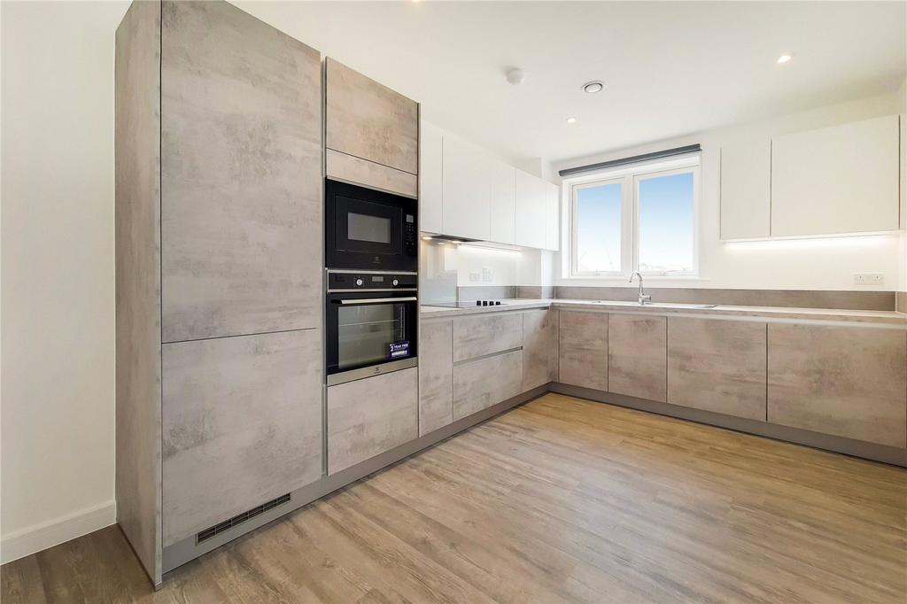 Apartment in Essex - View 2