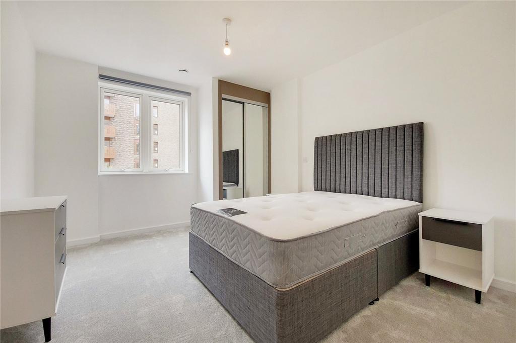 Apartment in Essex - View 5