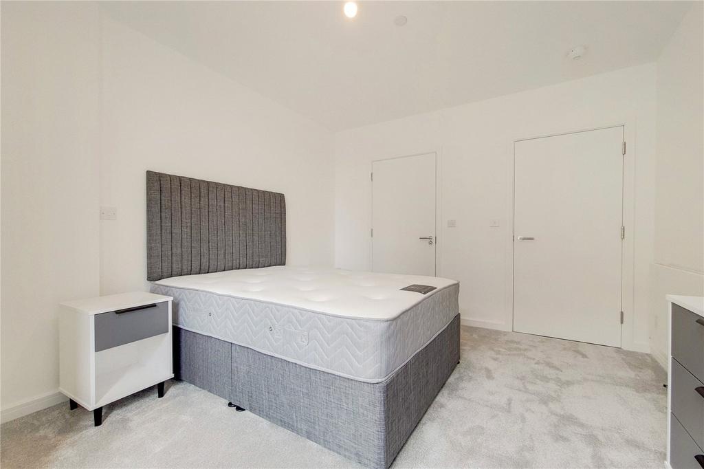Apartment in Essex - More