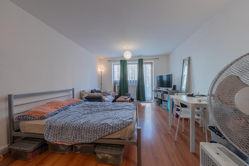 Apartment in Birmingham, West Midlands - View 2