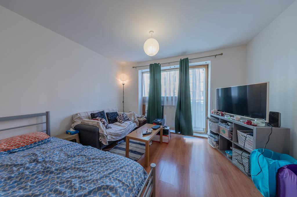 Apartment in Birmingham, West Midlands - View 3