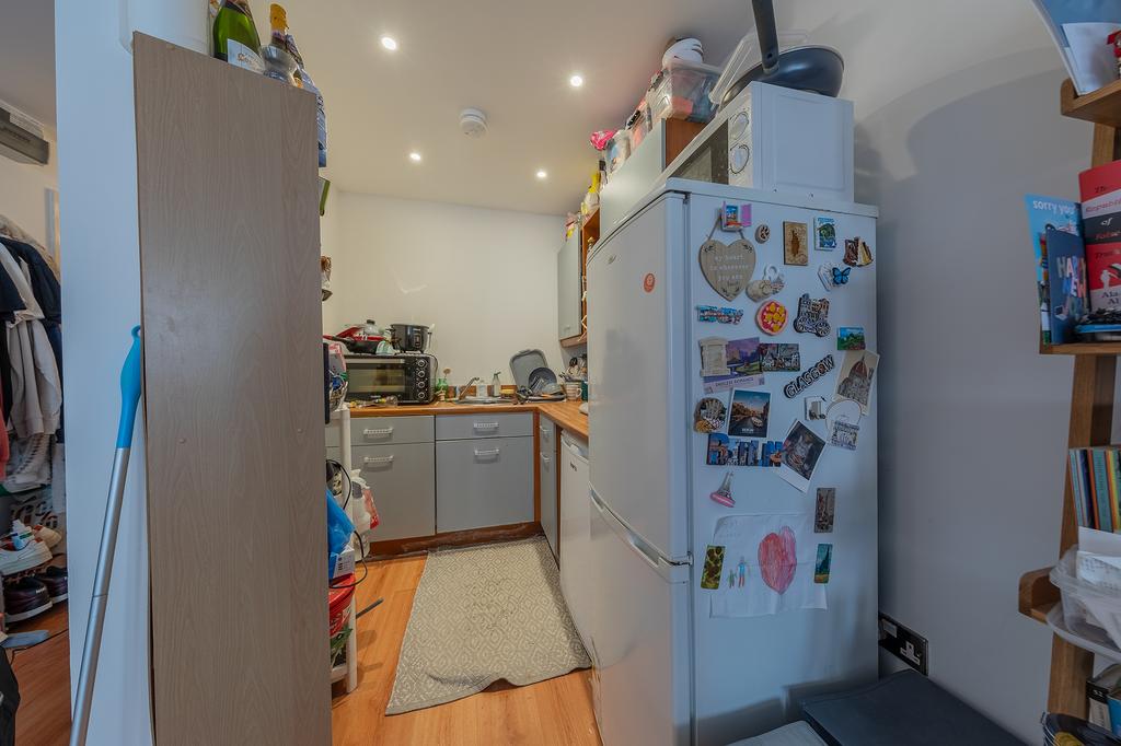 Apartment in Birmingham, West Midlands - More