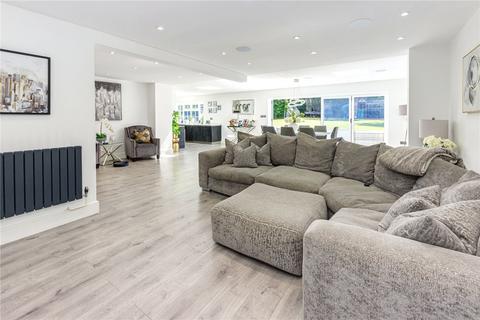 5 bedroom detached house for sale, Folly Close, Radlett, Hertfordshire, WD7