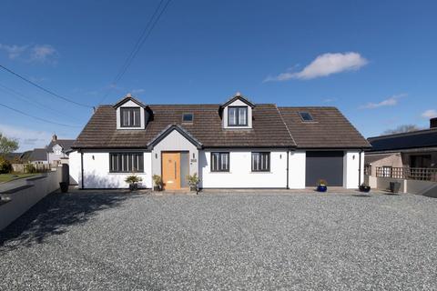 4 bedroom detached bungalow for sale, West Hook Road, Hook, Haverfordwest, SA62