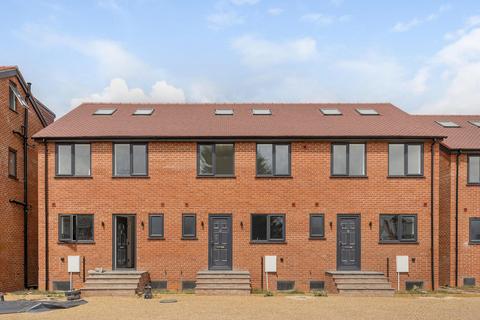 3 bedroom terraced house for sale, Bower Way, Slough, SL1