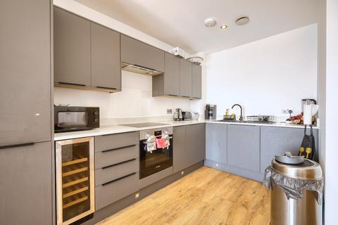1 bedroom flat for sale, Queensbridge Drive, Ramsgate, Kent, CT11