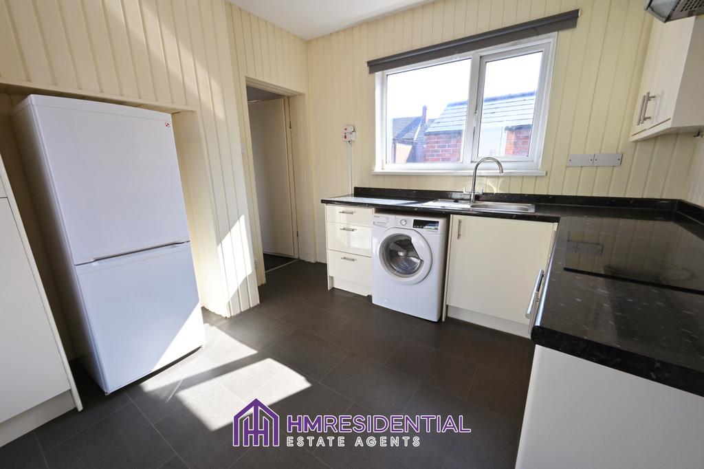 Apartment in NEWCASTLE UPON TYNE - View 3